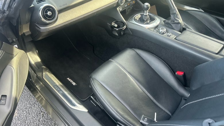 Mazda MX-5 RF 1.5 [132] Sport 2dr Petrol Convertible